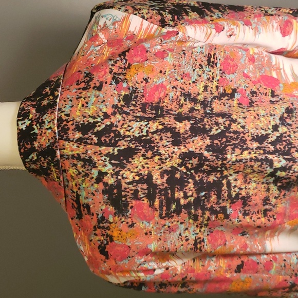 New Directions Floral Tapestry Blazer No Pockets with Poly White Lining - Picture 5 of 7